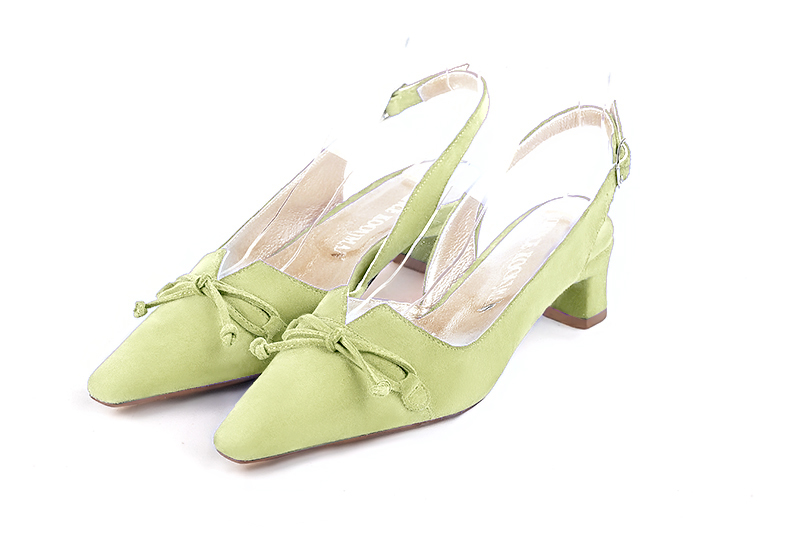 Meadow green women's open back shoes, with a knot. Tapered toe. Low kitten heels. Front view - Florence KOOIJMAN